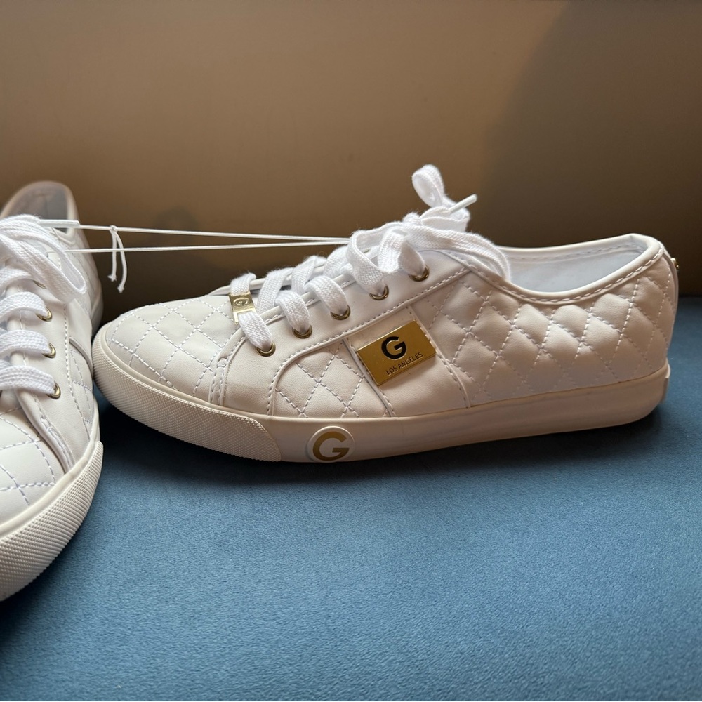 GBG Los Angeles Quilted White Sneakers-New